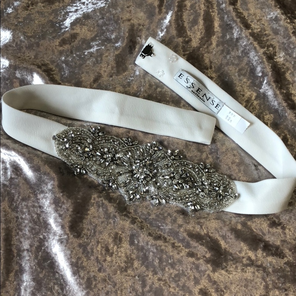 Wedding belt